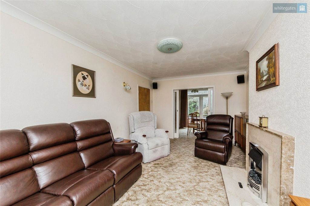 Property photo 3 of 25 Picture No. 37