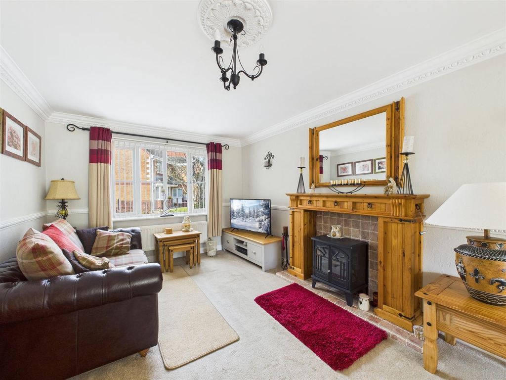 Property photo 3 of 27 Cam02295G0-Pr0313-Still002.Jpg