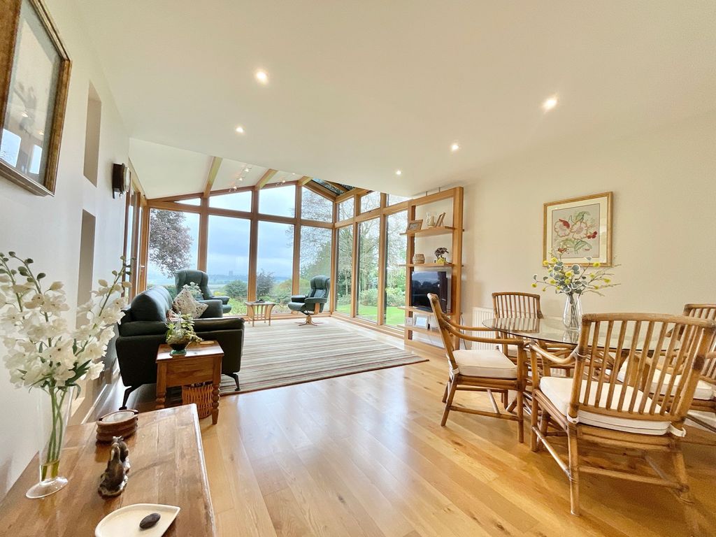 Property photo 2 of 41