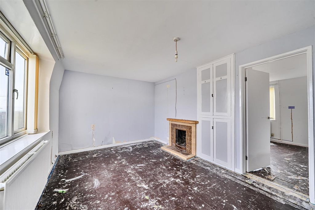 Property photo 3 of 11 1433876-12-69c6517Ec30Aa.Jpg