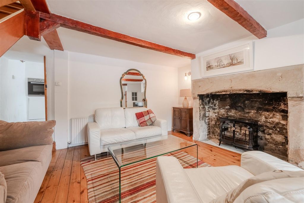Property photo 3 of 23 Living Space-3.Jpg