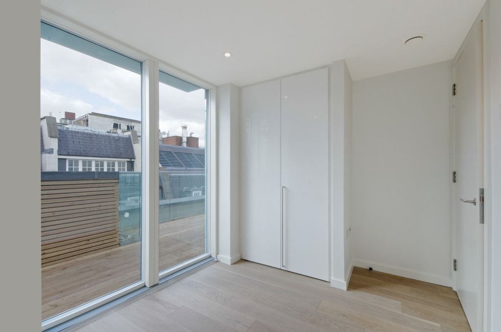 Property photo 3 of 14 980175