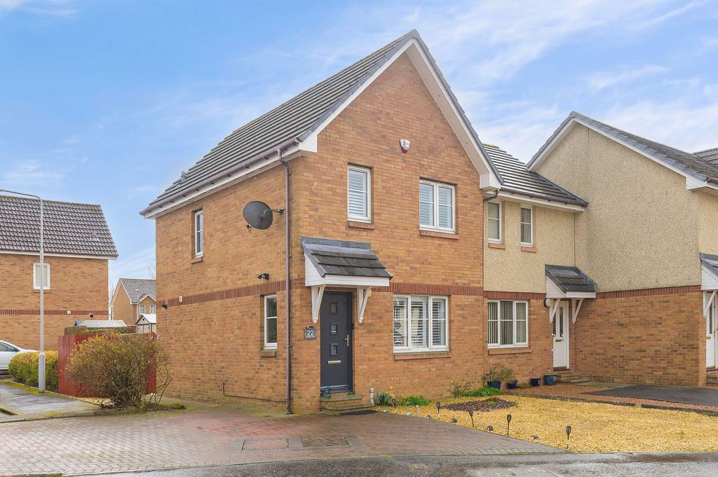 Property photo 1 of 25