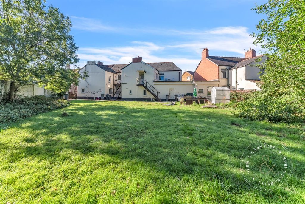 Property photo 2 of 15 Mill-Road-22.Jpg