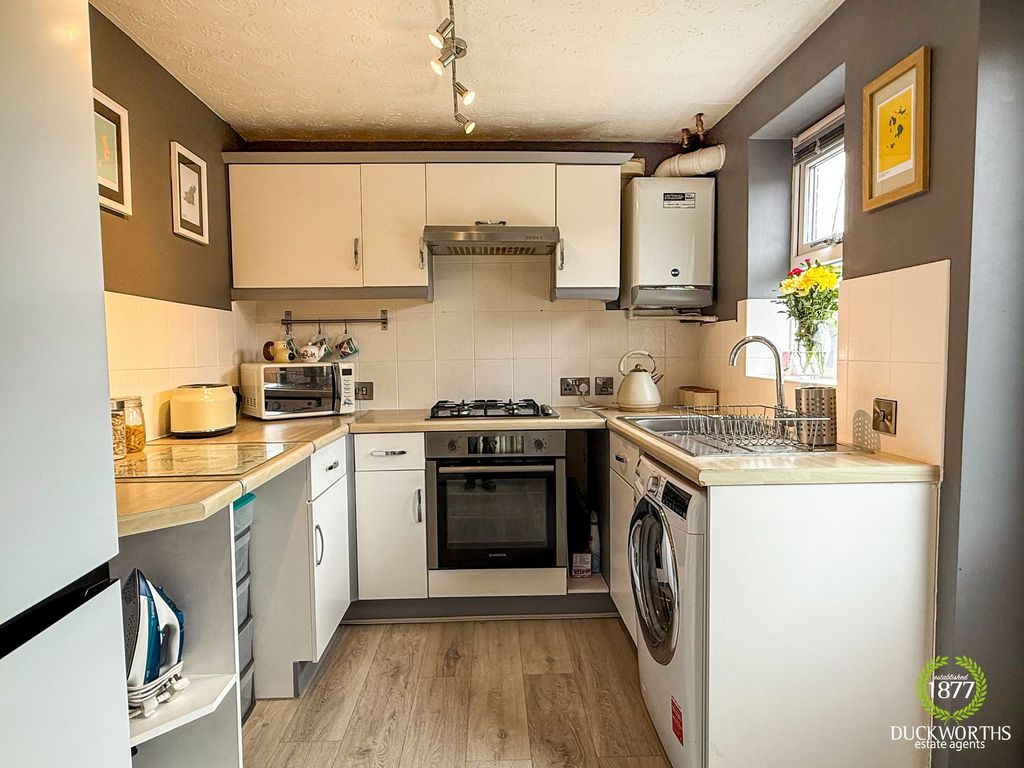 Property photo 3 of 19