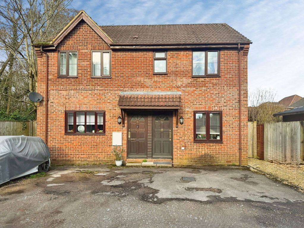Property photo 1 of 9