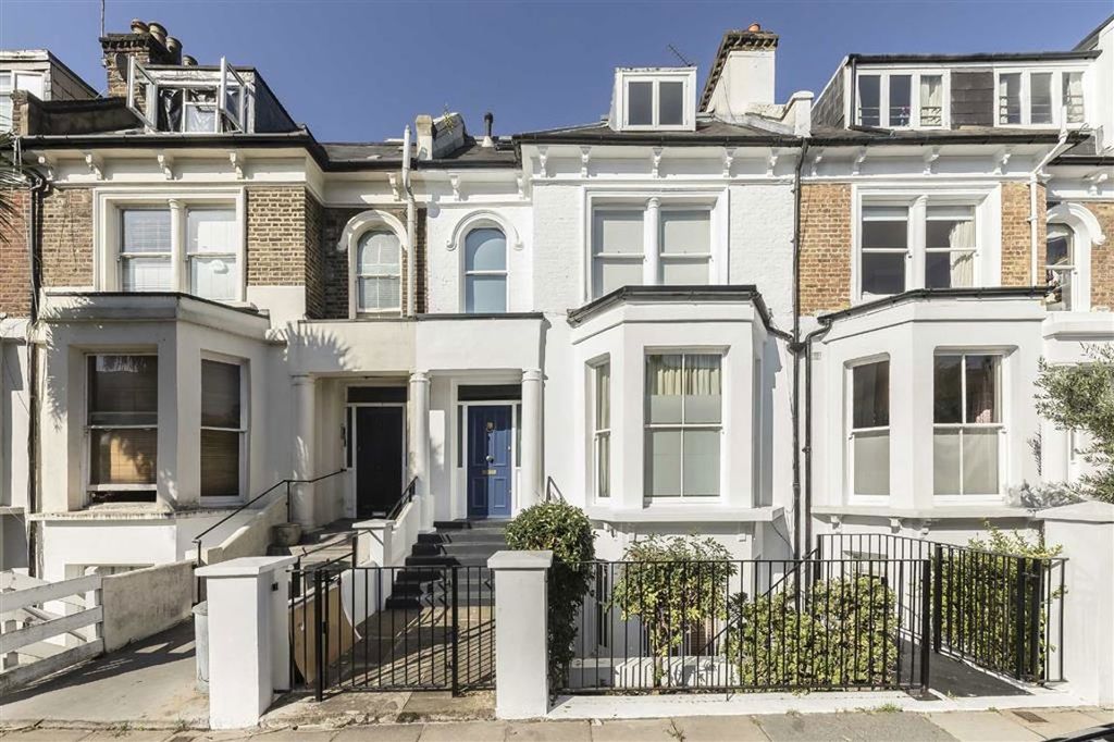 Property photo 1 of 4