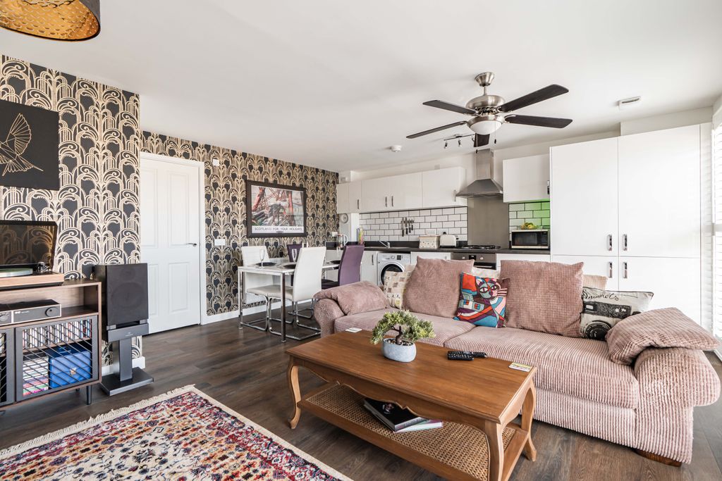 Property photo 3 of 16 Property Image 3