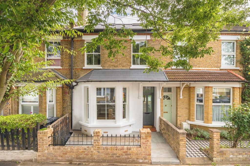 Property photo 1 of 13