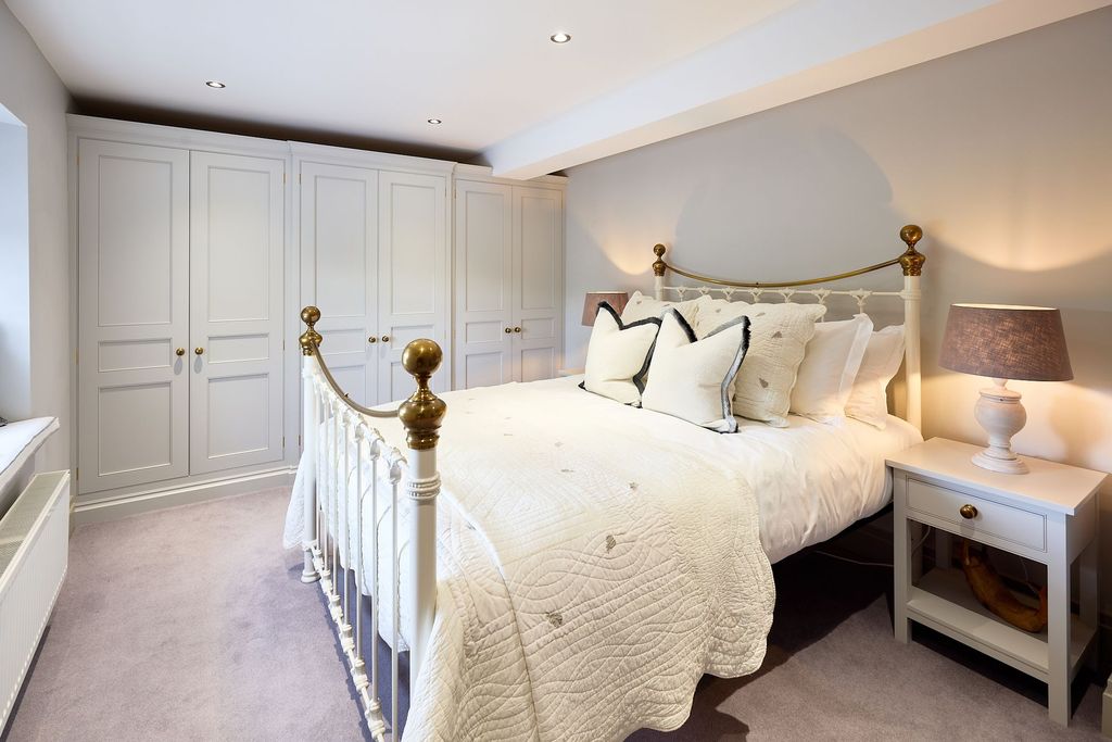 Additional image 28 of 5 bed detached house for saleStainborough Fold Farm, Hood Green S75