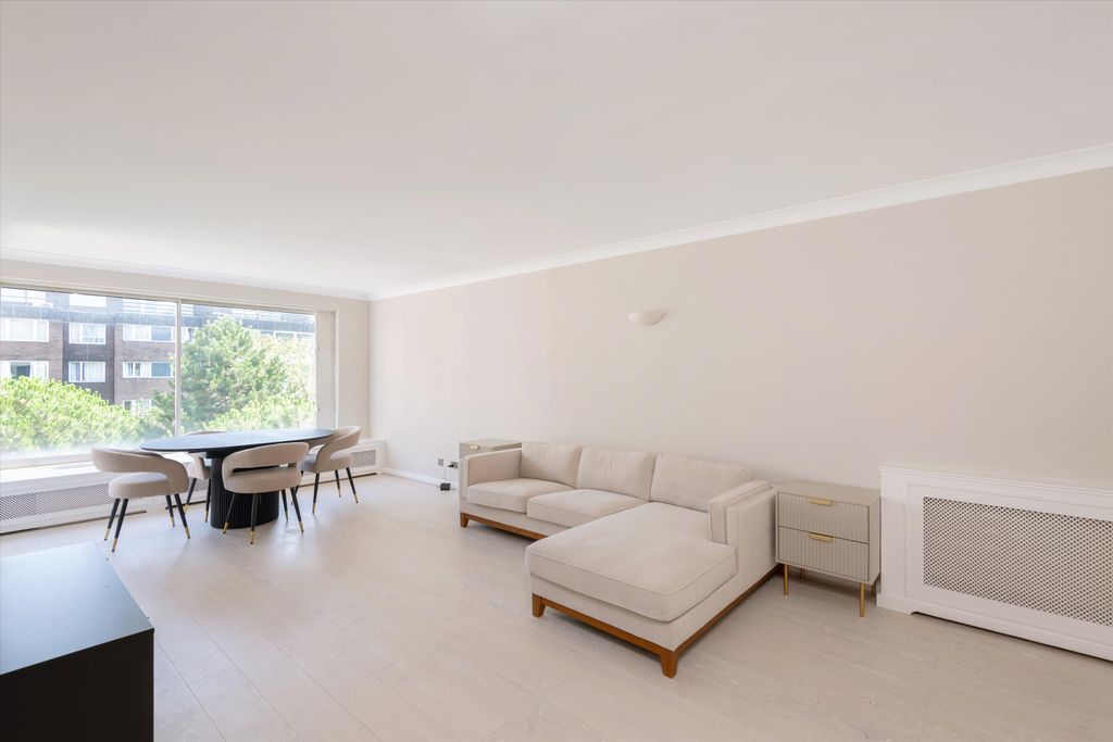 Property photo 1 of 18 Image