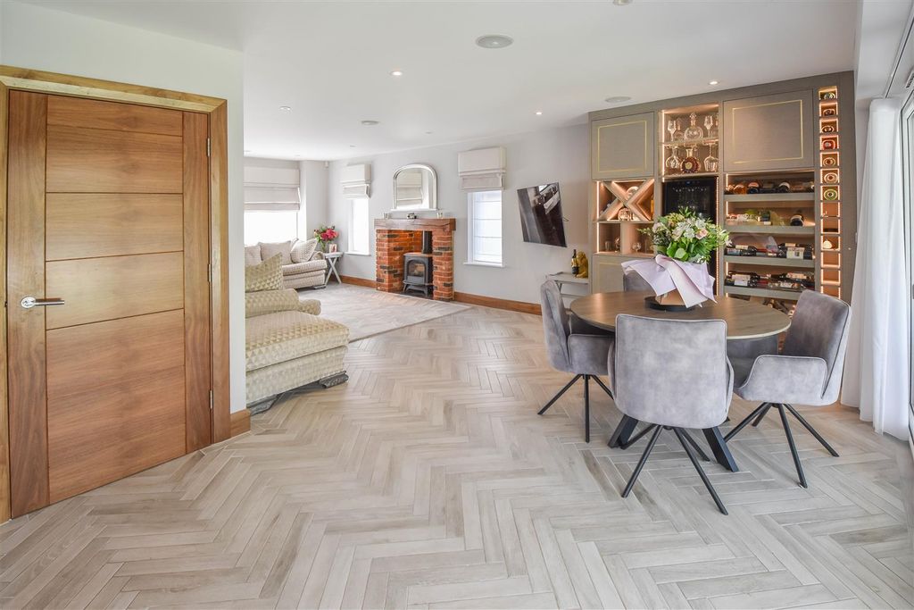 Property photo 2 of 43 Dsc_0215.Jpg