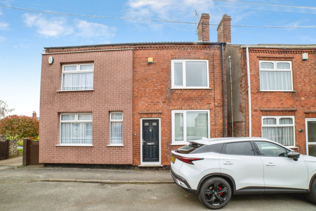 Property photo 2 of 20