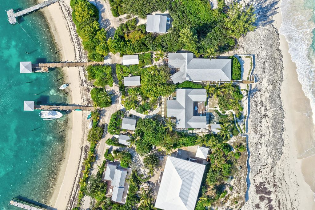 Property photo 2 of 49