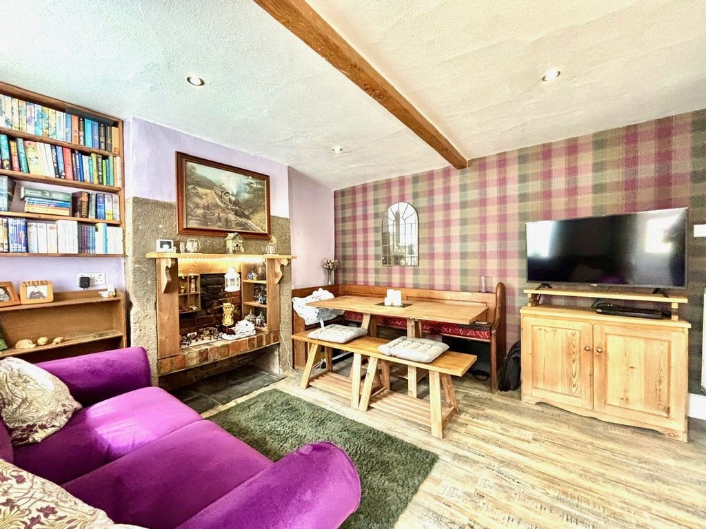 Property photo 3 of 21
