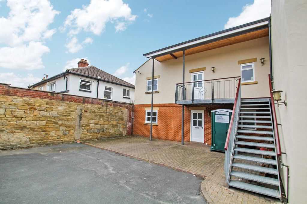 Property photo 1 of 13 Picture No. 02