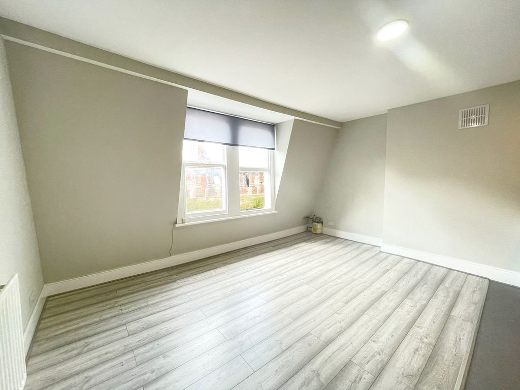 Property photo 2 of 9 Reception Room