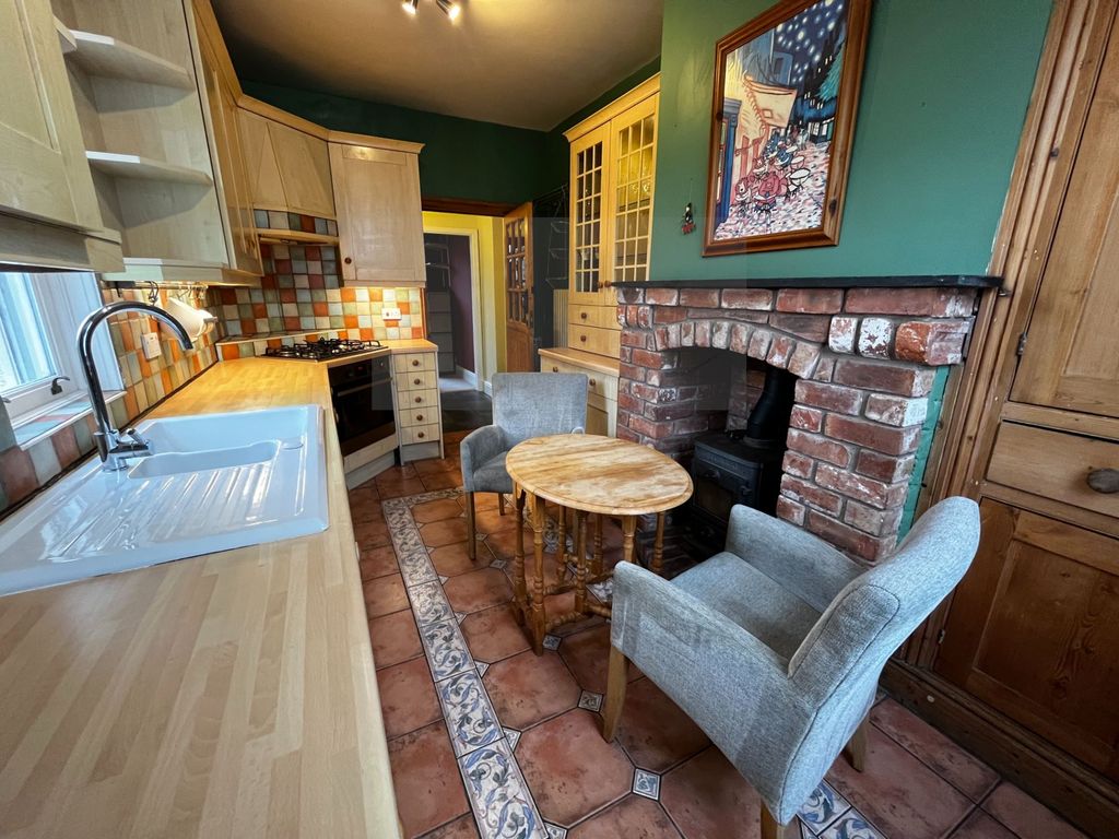 Property photo 2 of 16 Photo 2