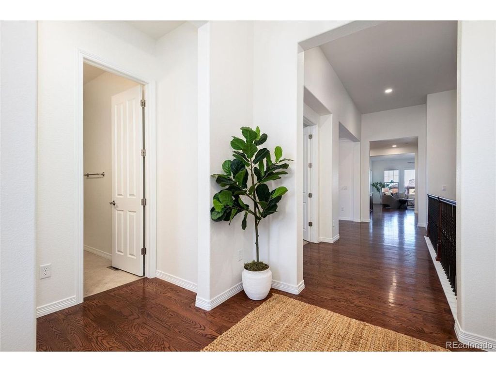 Property photo 3 of 47