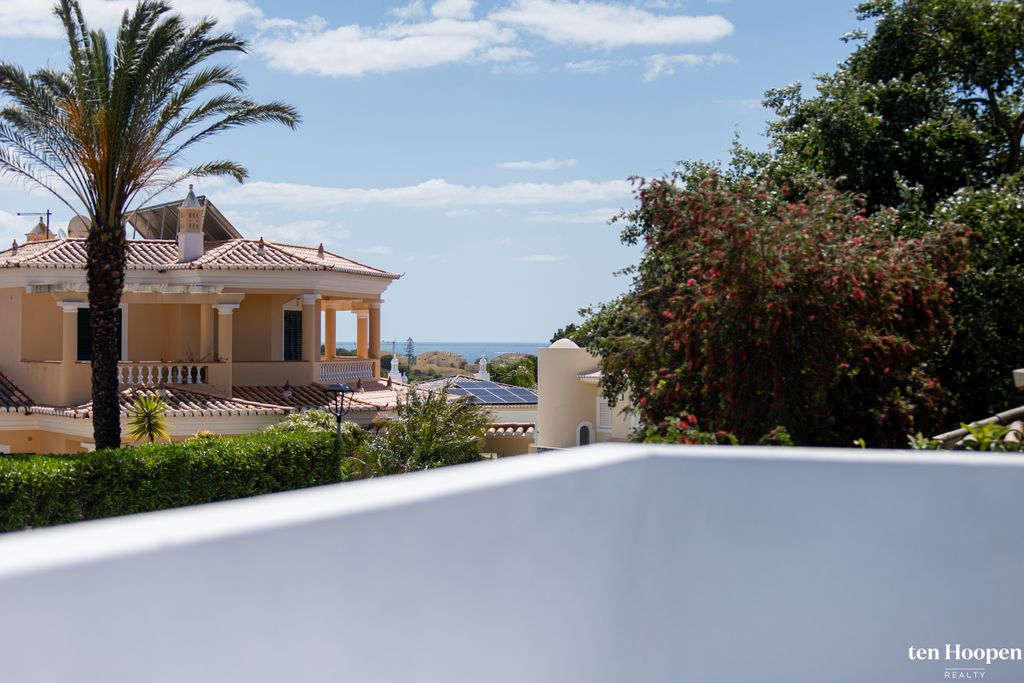 Property photo 2 of 30