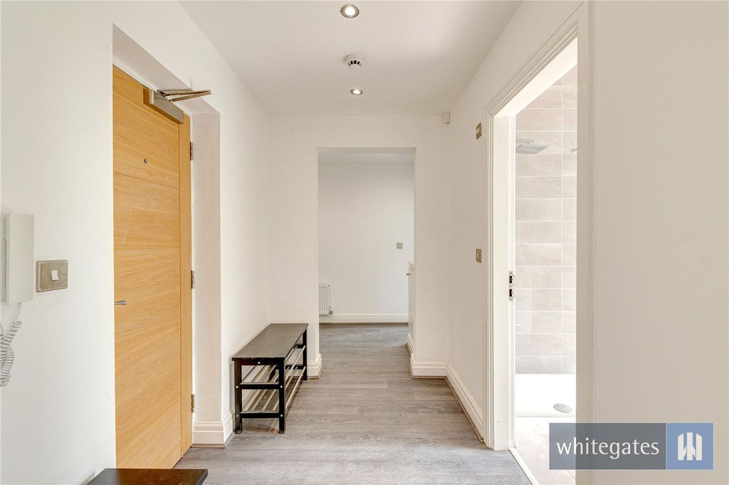Property photo 3 of 25 Picture No. 03