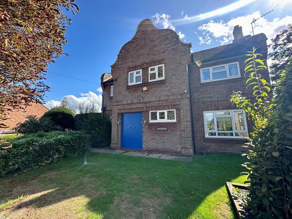 Property photo 1 of 10