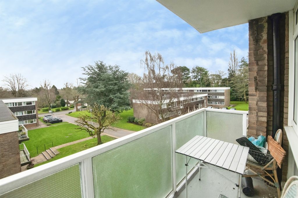 Property photo 2 of 3