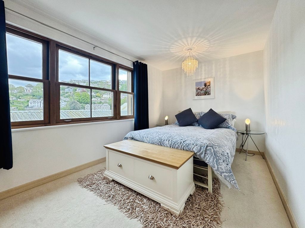 Additional image 14 of 2 bed flat for saleThe Creekside, Looe, Cornwall PL13