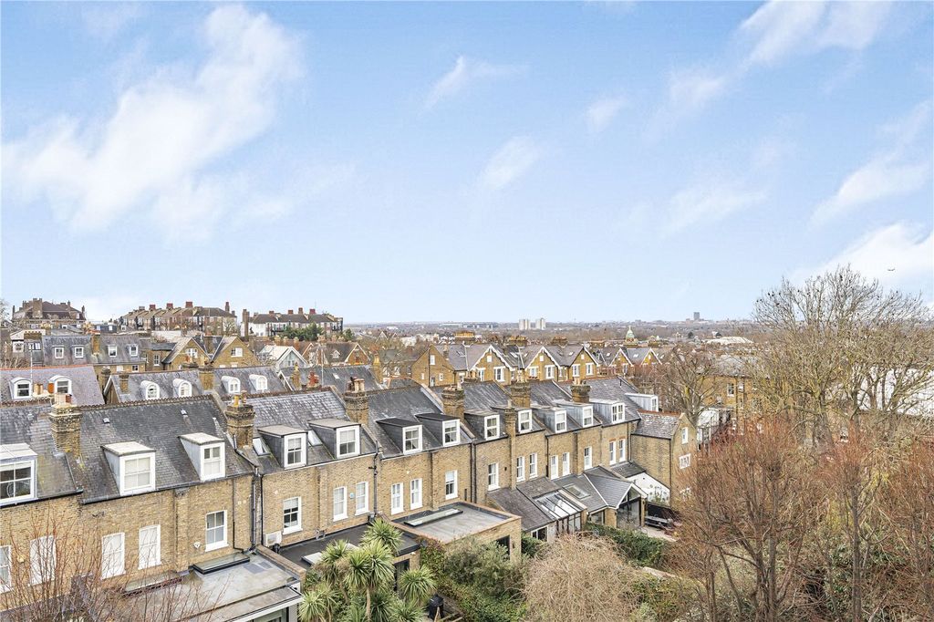 Property photo 2 of 19 Picture No. 08