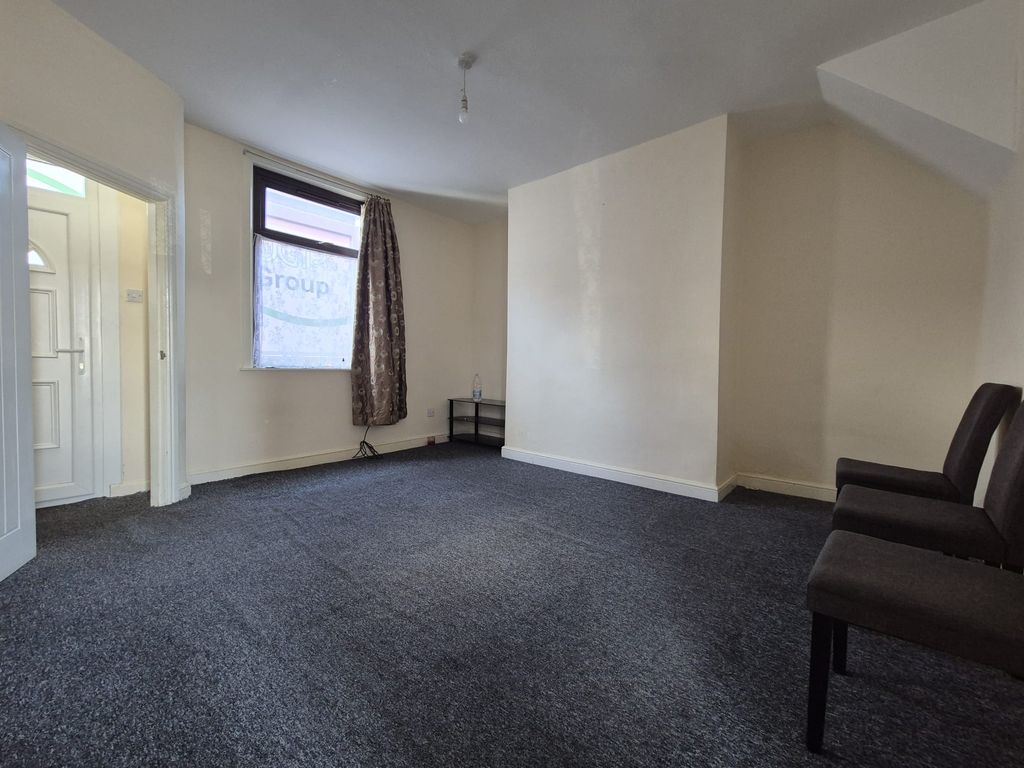Property photo 2 of 4