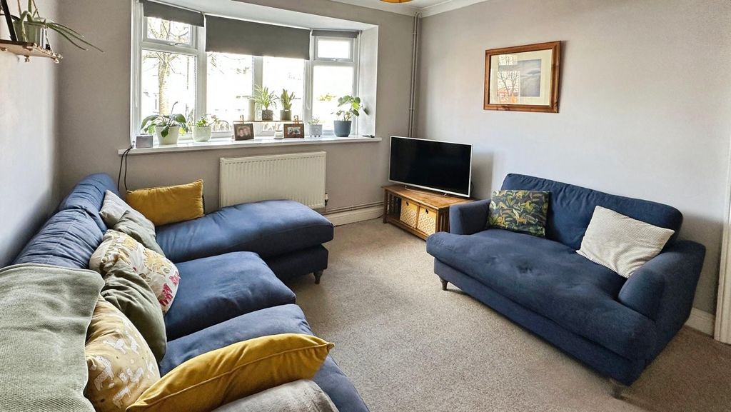 Property photo 3 of 21 Dfd57080-Img_1572.Jpg