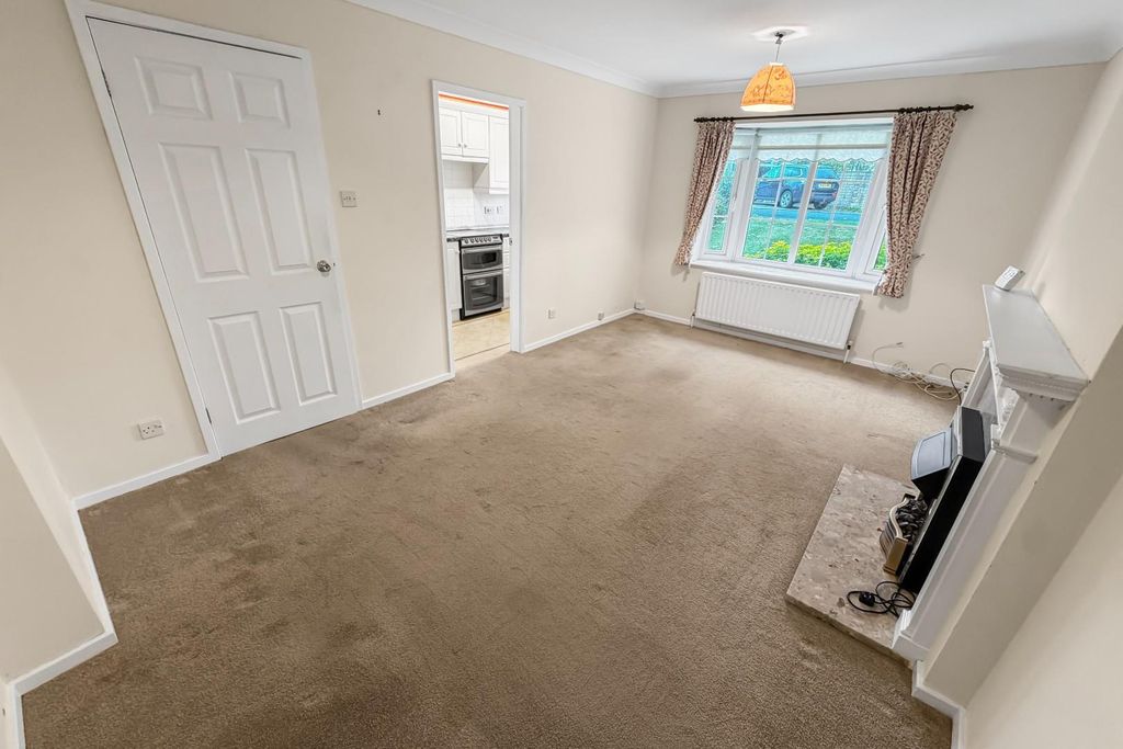 Property photo 2 of 12 2.Jpg