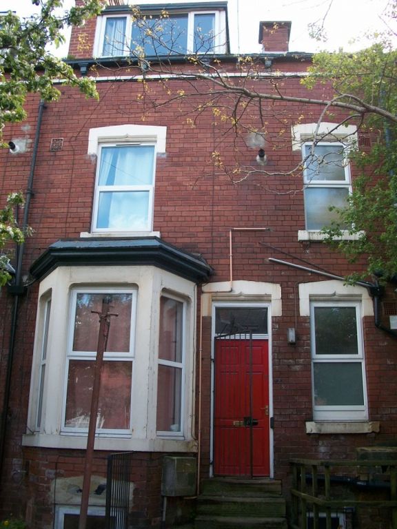 Property photo 1 of 8