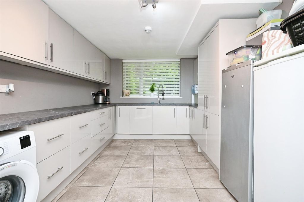 Additional image 13 of 6 bed detached house for saleLlanfair Road, Abergele LL22