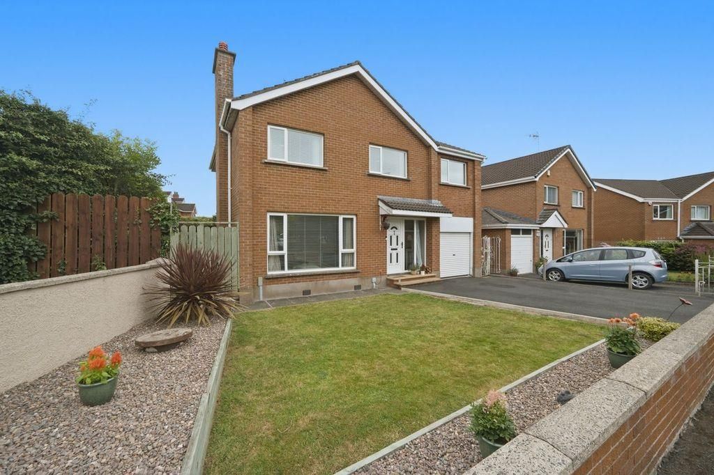 Property photo 1 of 33 Rozbtnkq.Jpeg