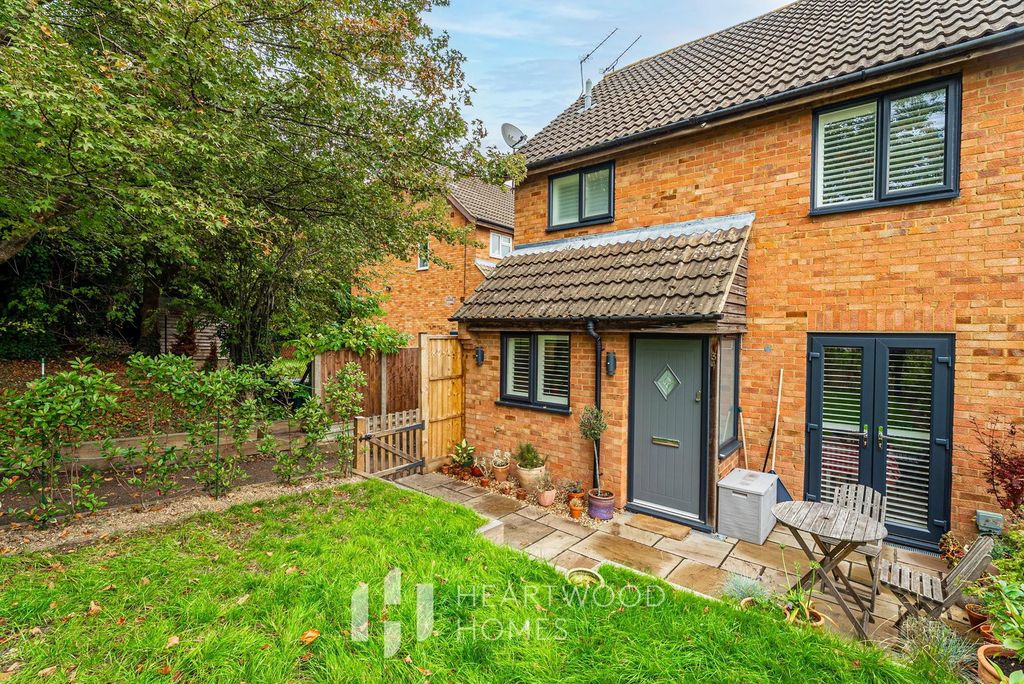 Property photo 2 of 13