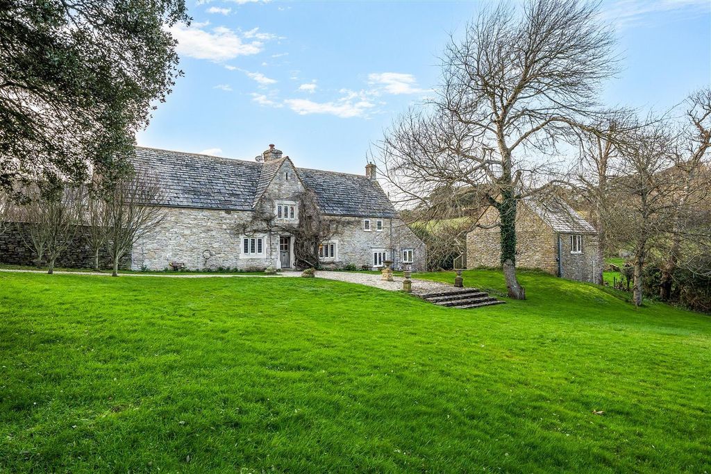 Property photo 1 of 50 A559510F-7E74-4041-B3B3-9Fec16337c6F.Jpg