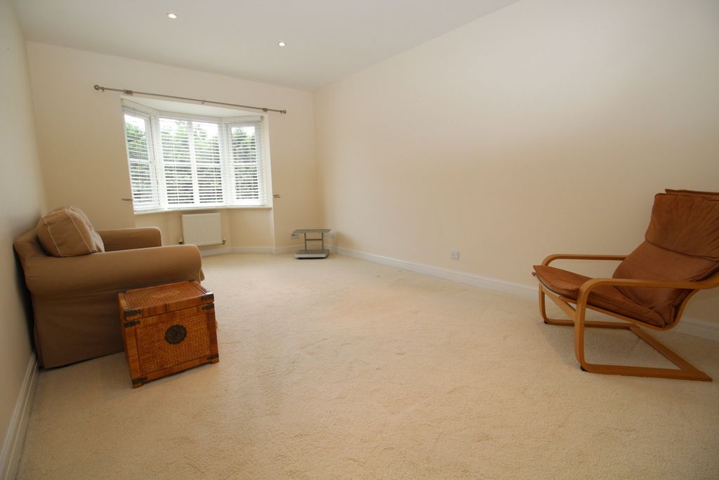 Property photo 3 of 11 Picture No. 08