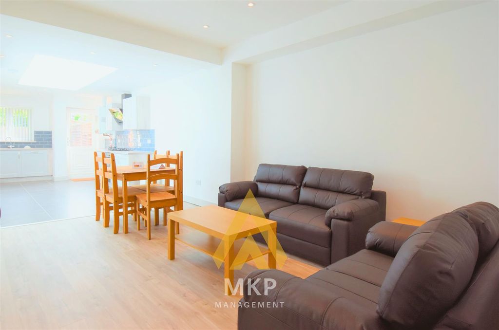 Property photo 3 of 13 3.Png