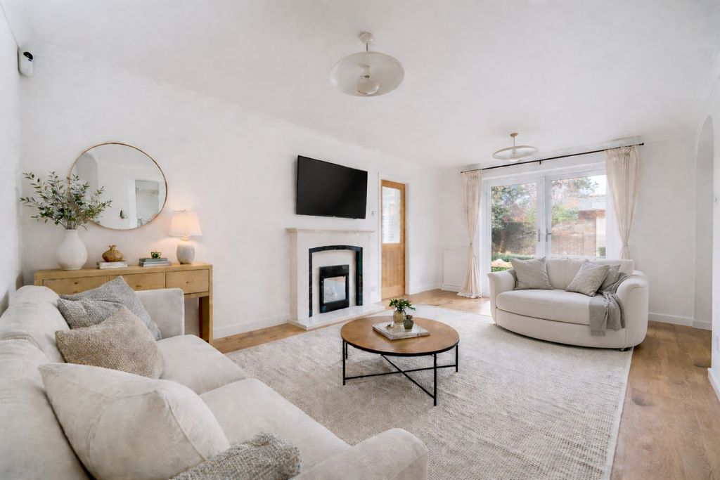 Property photo 2 of 13 Picture No. 54