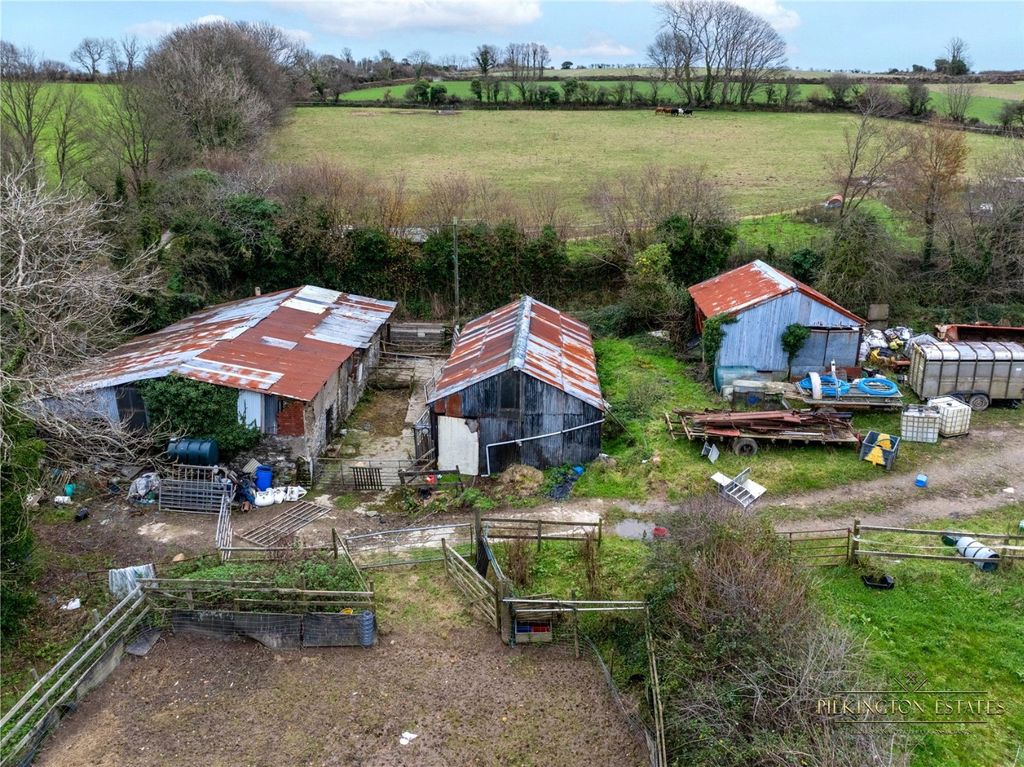 Property photo 3 of 8 4274625