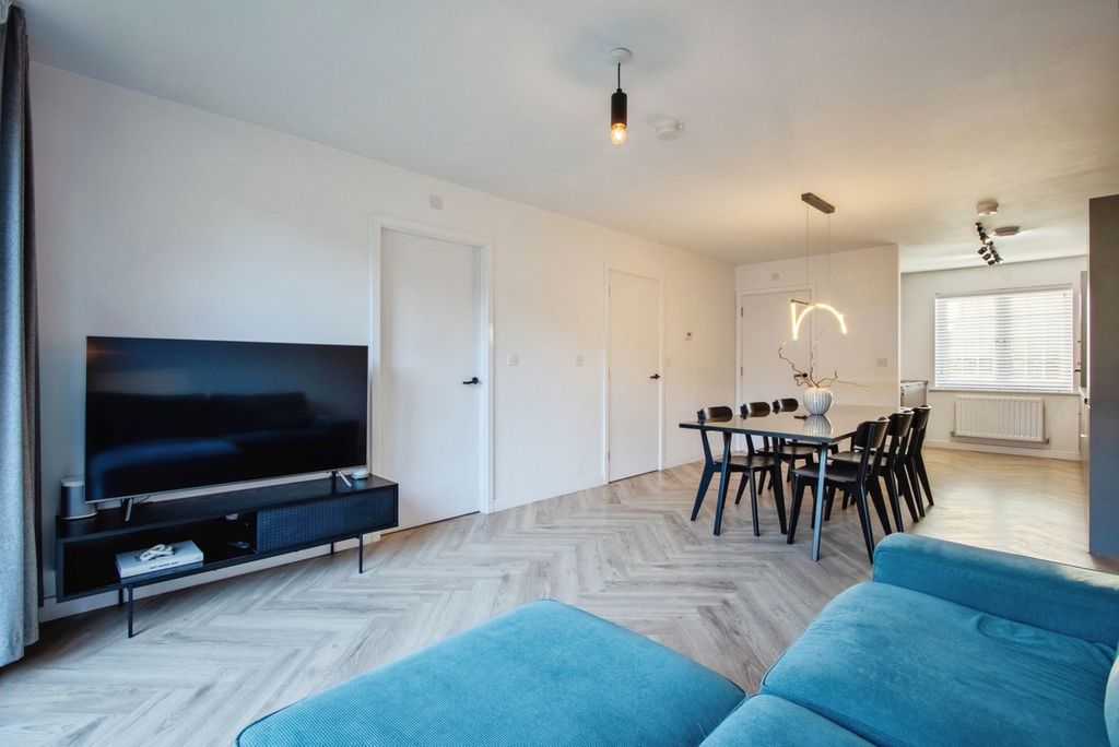 Additional image 8 of 4 bed detached house for saleHeath View, Wakefield, West Yorkshire WF1