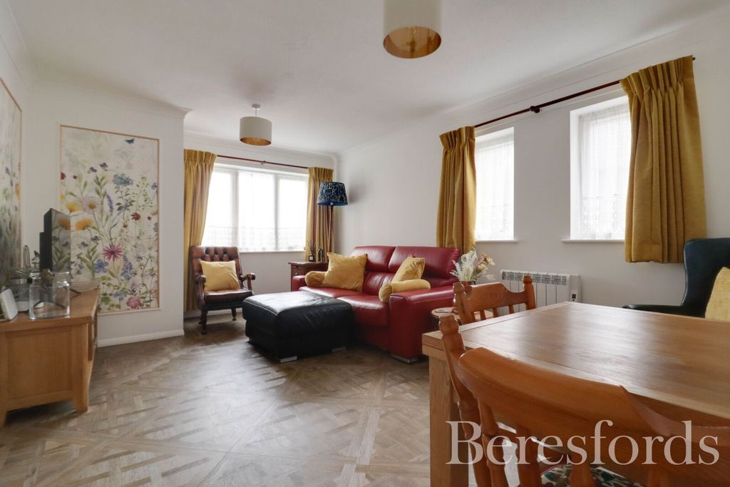 Property photo 3 of 10 Picture No. 37