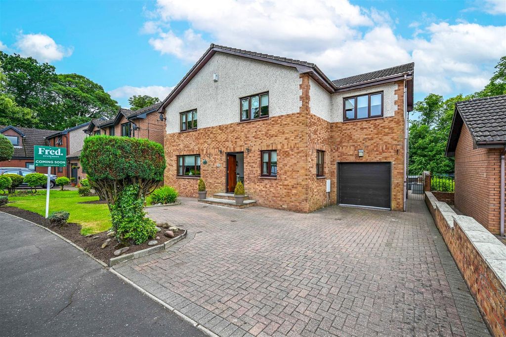 Property photo 2 of 38