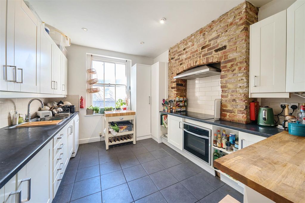 Property photo 3 of 19 1029588 (17).Jpg