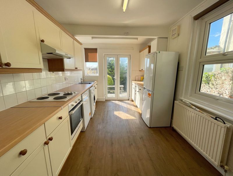 Property photo 2 of 9 Photo 17