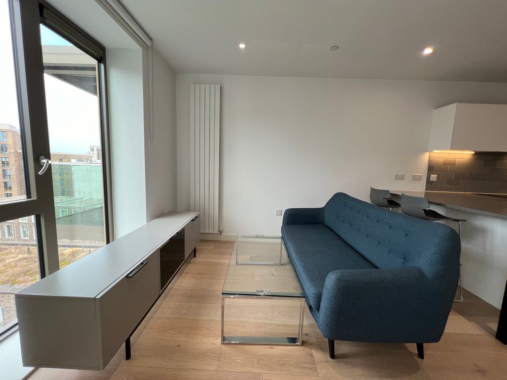 Property photo 3 of 12