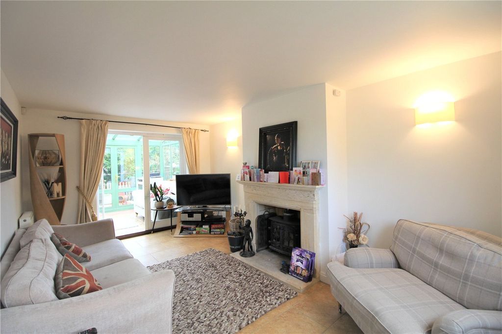 Property photo 2 of 11 Picture No. 16