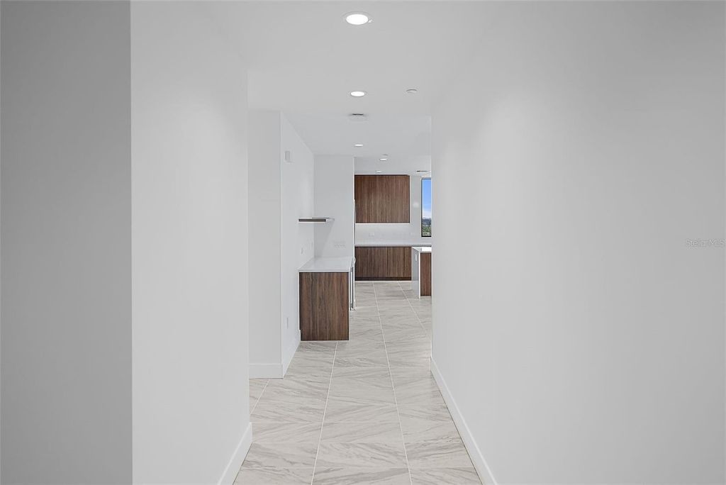 Property photo 2 of 19 <Alttext/>