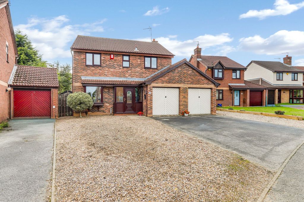 Property photo 1 of 25